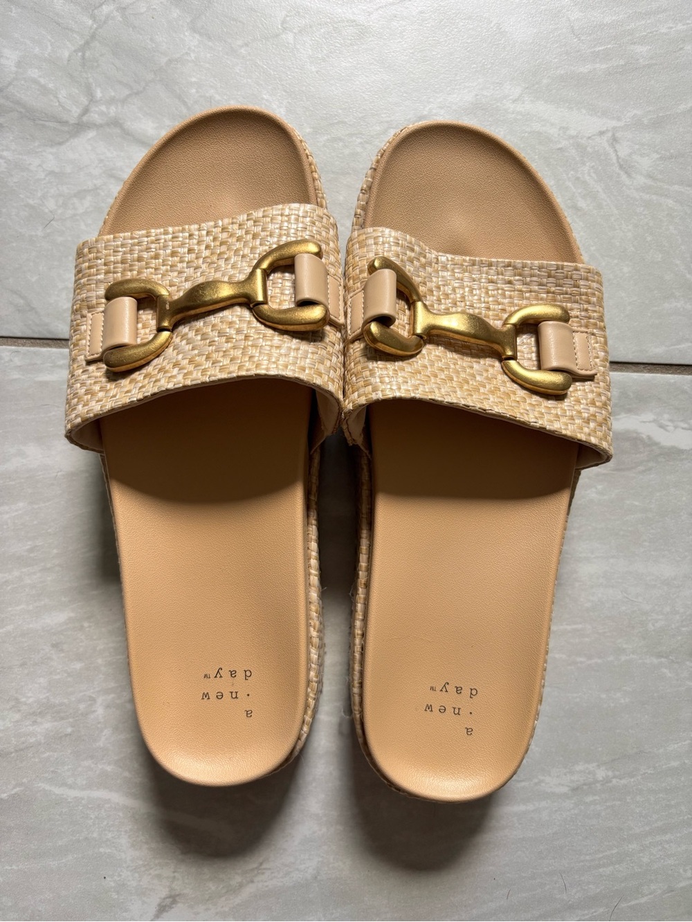 A New Day Agnes Platform Sandals 9 - Picture 4 of 6